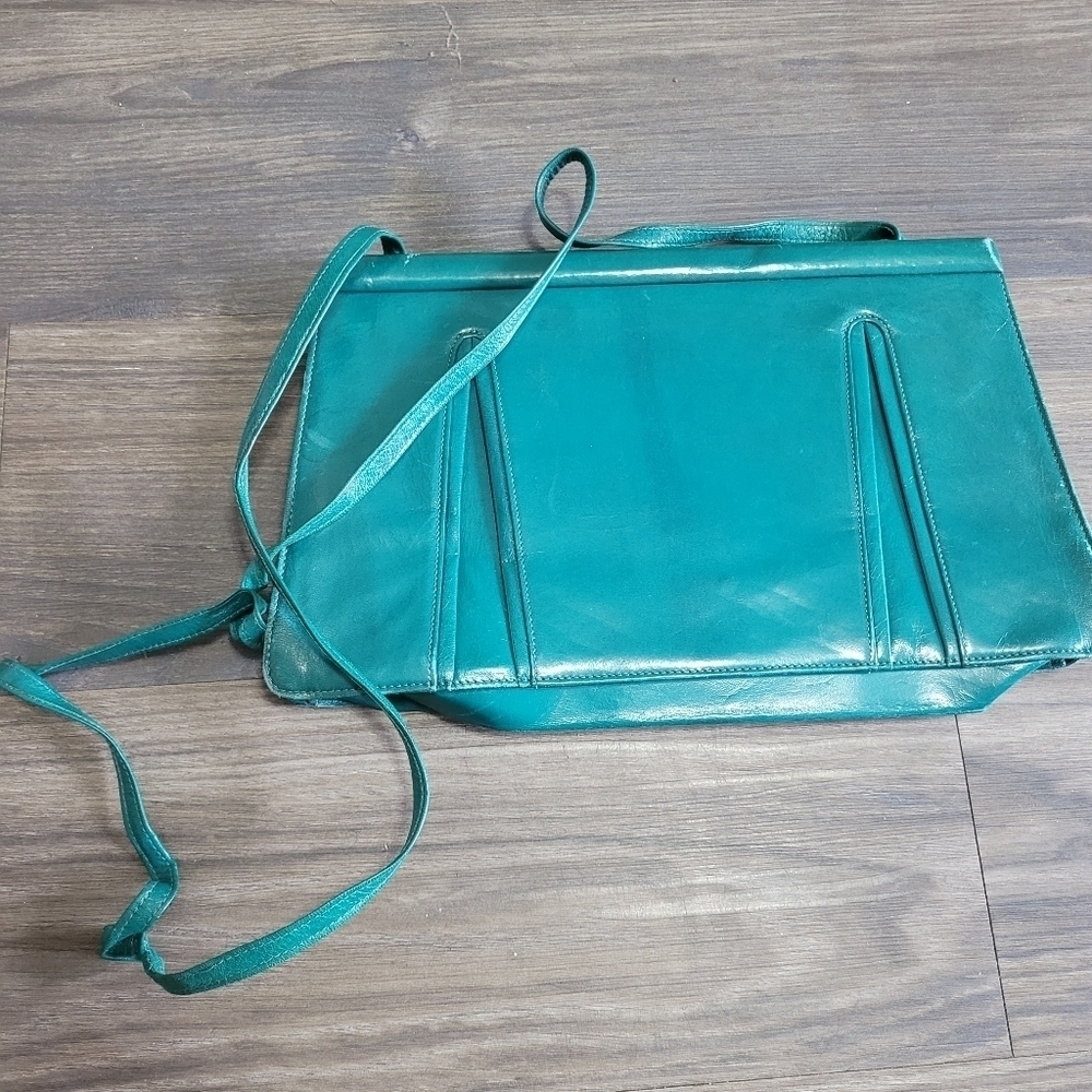 VTG 80s Barbara Bolan Made In Italy Leather Crossbody Clutch Purse Green